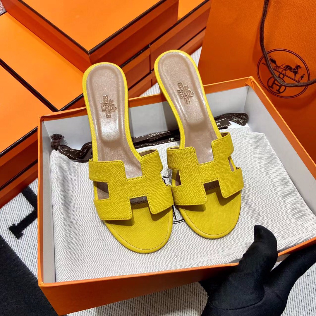 에르메스 올수공 오아시스 슬리퍼 샌들 앱송 67